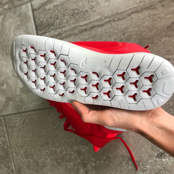 ❣️Niki Free Rn❣️New  and  6Y - Picture 6 of 6